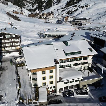 Hotel Albona Nova Zürs المظهر الخارجي الصورة
