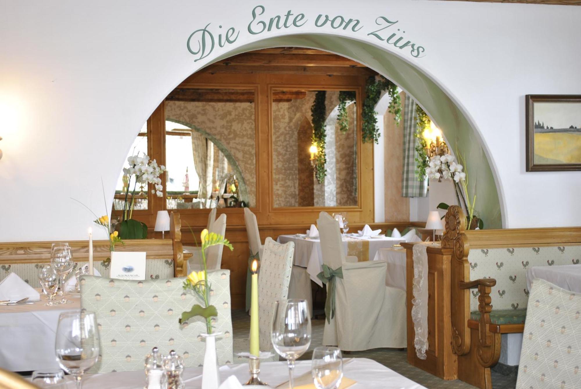 Hotel Albona Nova Zürs المظهر الخارجي الصورة